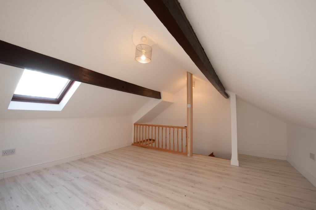 Caswell Street, Llanelli, SA15 1BS